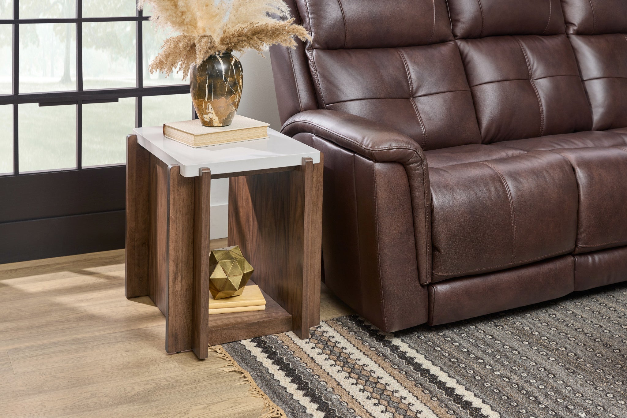 Lincoln End Table