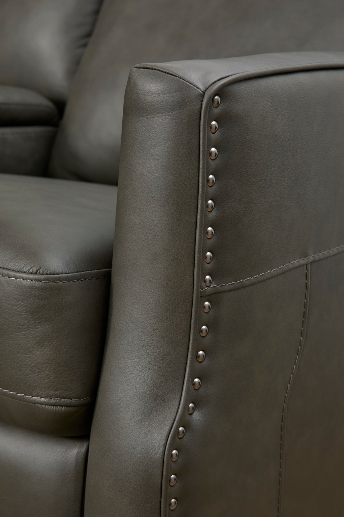 Maxwell Leather Power Reclining Loveseat with Console, Power Headrests and Lumbar