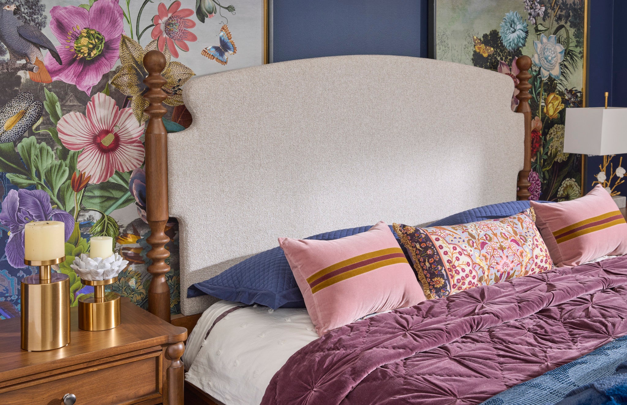 Azalea King Upholstered Bed