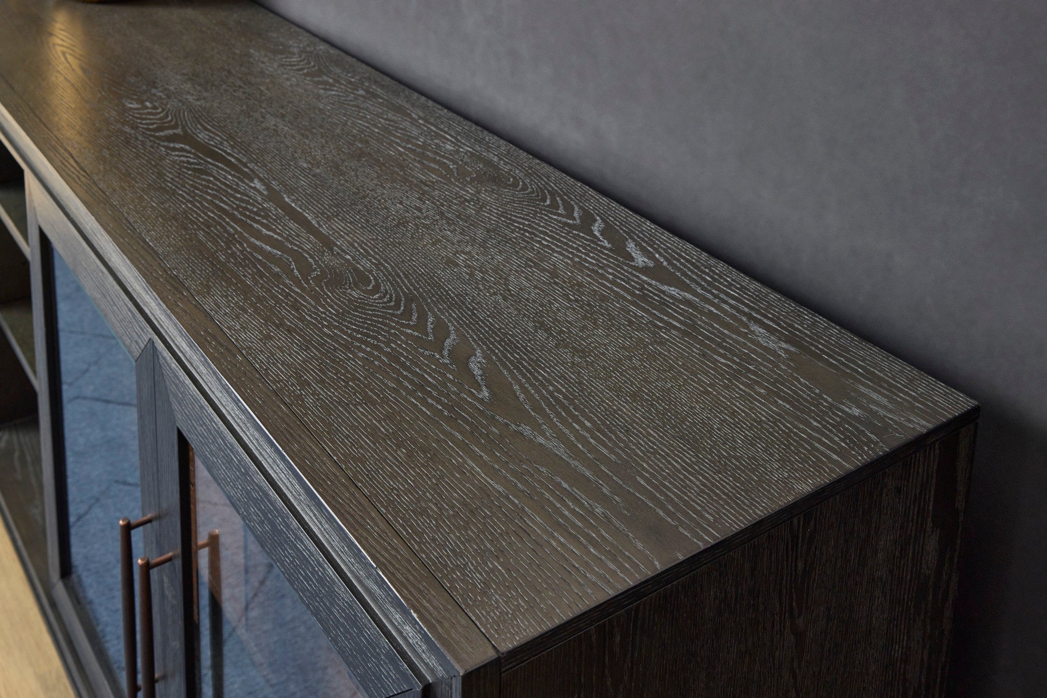 Waterfall Large Entertainment Base