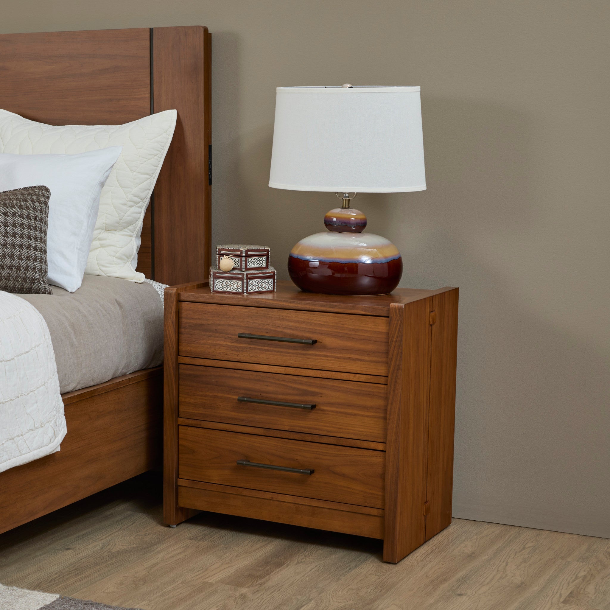 Lincoln Nightstand