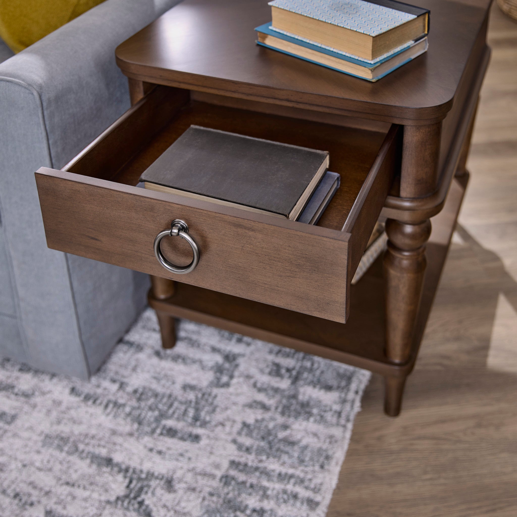 Bellevue End Table