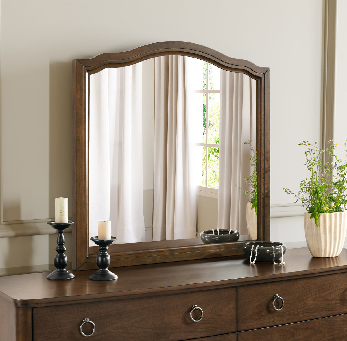 Bellevue Mirror