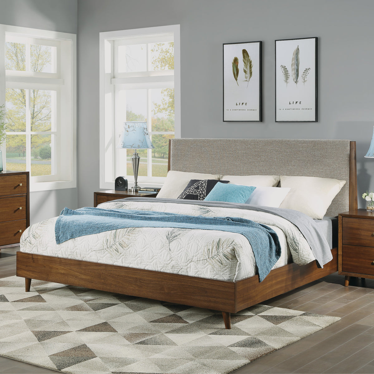 Ludwig Brown King Bed