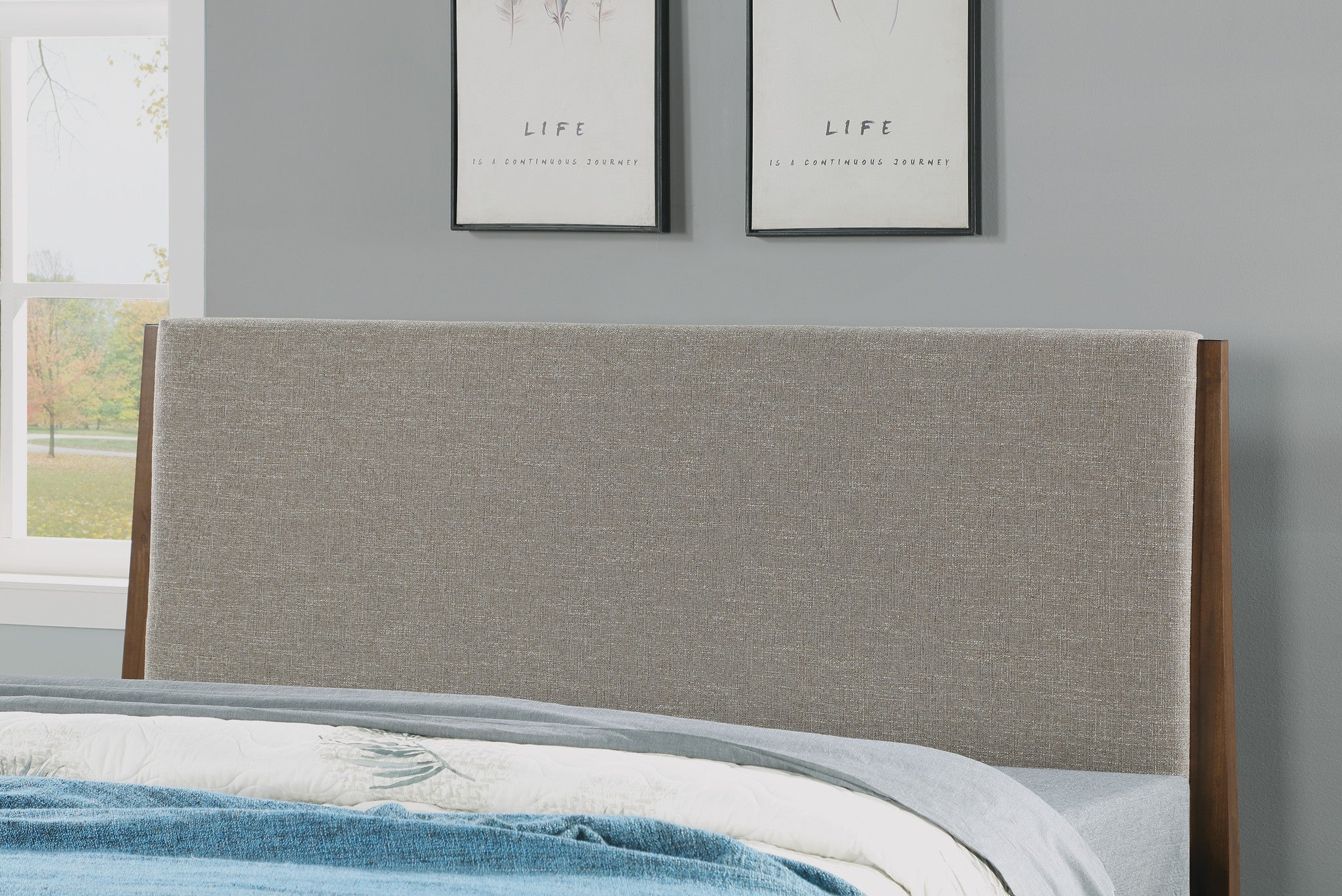 Ludwig Brown Queen Bed