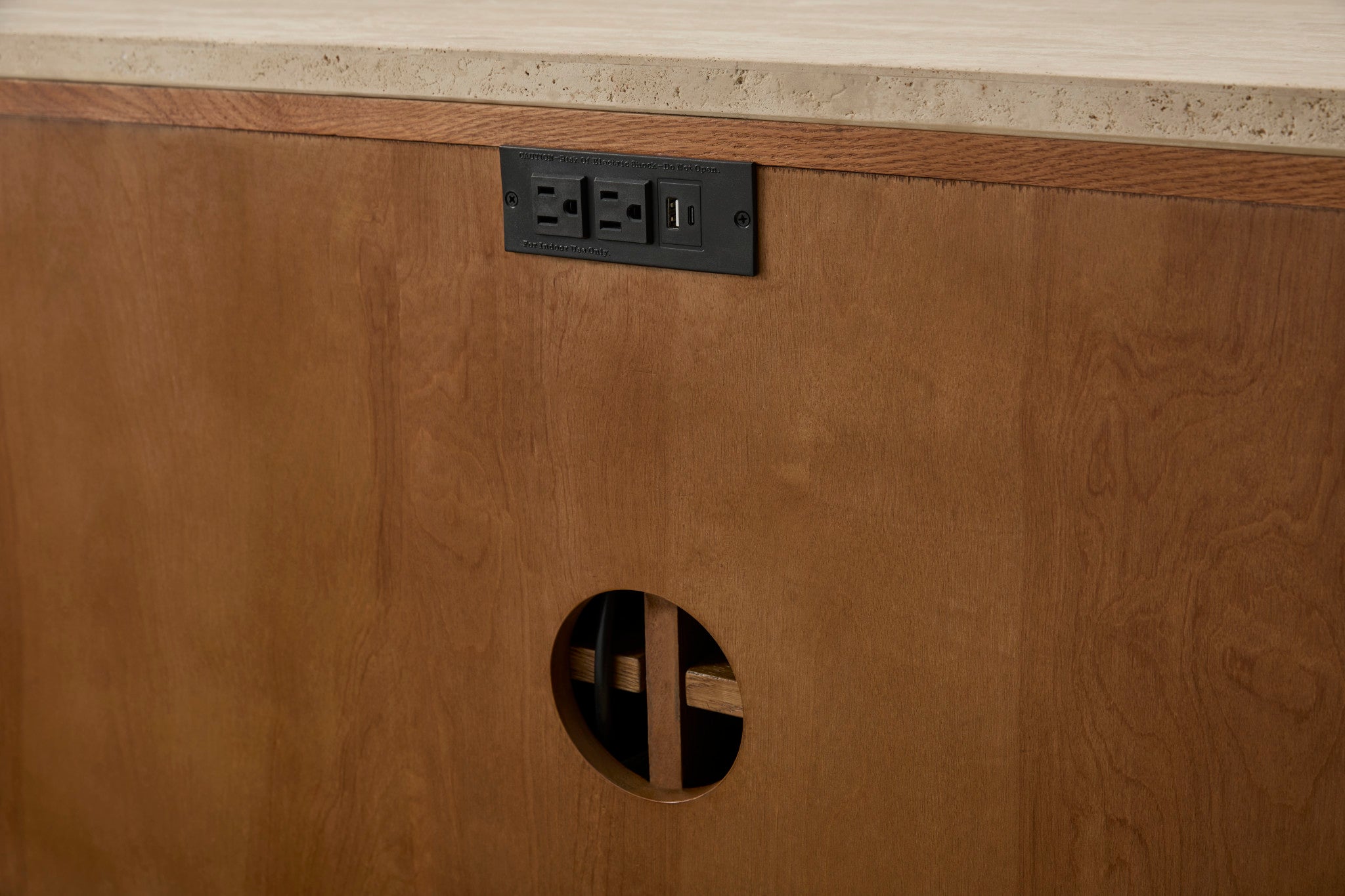 Eclipse Entertainment Base - Light