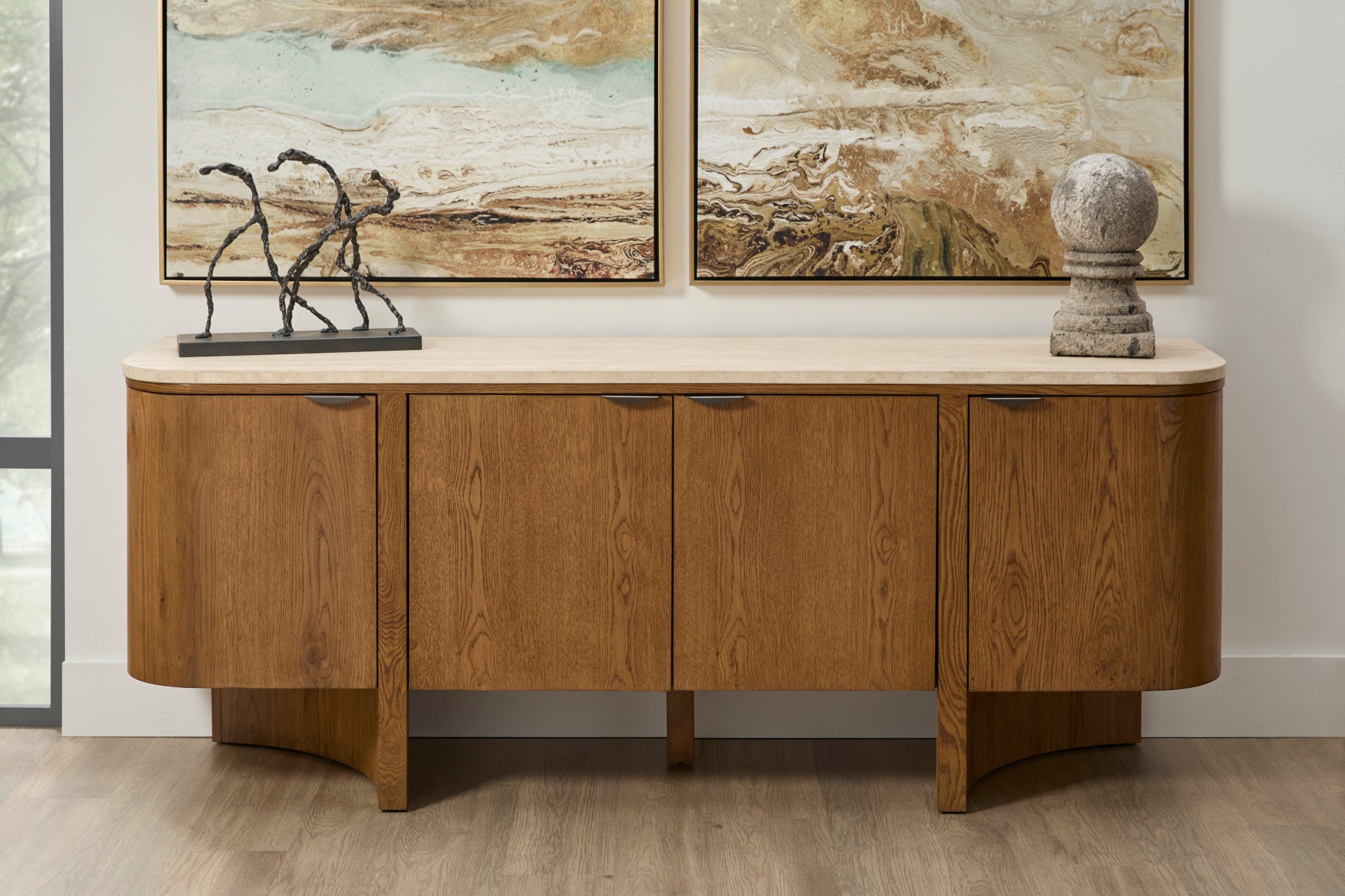 Eclipse Entertainment Base - Light